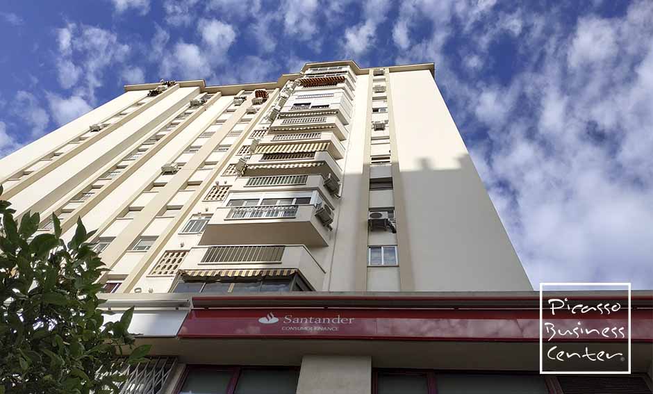 Santander Consumer Finance, Forsikringsmegling Mario Bernal og Sønner og Medarbeidere